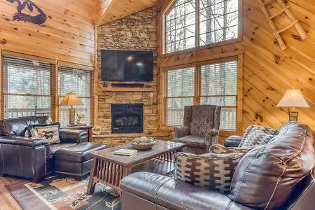 Vila The Great Escape - Min From Parkway With Hot Tub Gatlinburg Exteriér fotografie