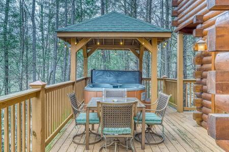 Vila The Great Escape - Min From Parkway With Hot Tub Gatlinburg Exteriér fotografie