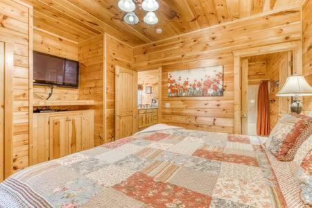 Vila The Great Escape - Min From Parkway With Hot Tub Gatlinburg Exteriér fotografie