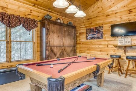 Vila The Great Escape - Min From Parkway With Hot Tub Gatlinburg Exteriér fotografie